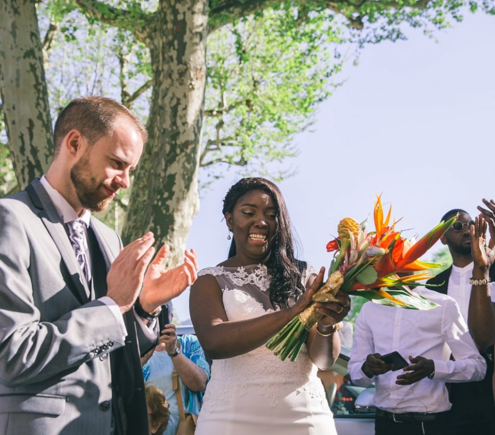 sortie-maries-mariage-eglise saint-eutrope-meounes-les-montreux